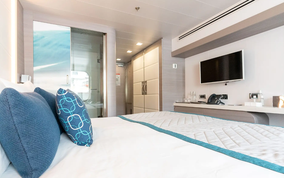 Deluxe Stateroom